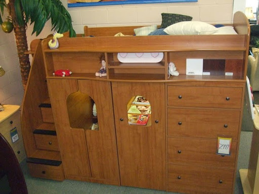 Furniture Store «Showman Furniture», reviews and photos, 2431 Crofton Ln, Crofton, MD 21114, USA