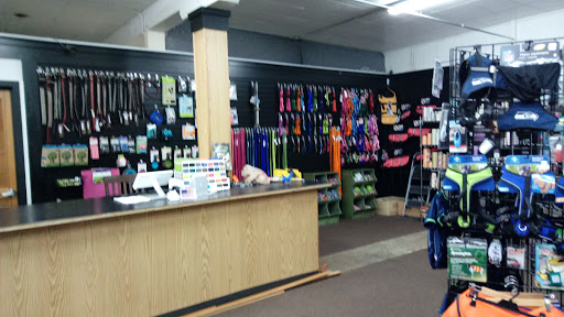 Pet Supply Store «Dog Daze Natural Pet Market», reviews and photos, 105 S Meridian B, Puyallup, WA 98371, USA