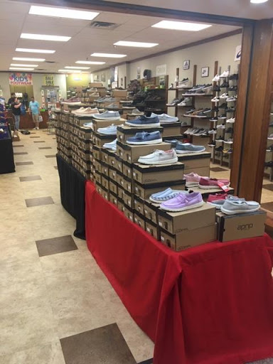 Shoe Store «Tradehome Shoes», reviews and photos, 5019 2nd Ave, Kearney, NE 68847, USA