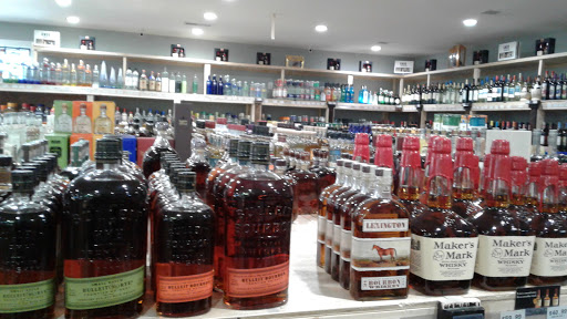 Liquor Store «J & L Liquors», reviews and photos, 322 Hester Dr, White House, TN 37188, USA