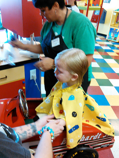 Hair Salon «Cookie Cutters Haircuts for Kids», reviews and photos, 3233 Hilliard Rome Rd, Hilliard, OH 43026, USA