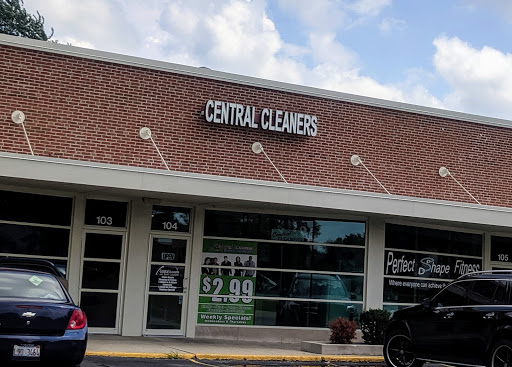Dry Cleaner «Central Cleaners», reviews and photos, 703 E 9th St #104, Lockport, IL 60441, USA