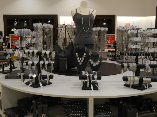 Fashion Accessories Store «Charming Charlie», reviews and photos, 2281 Town Center Ave #103, Viera, FL 32940, USA