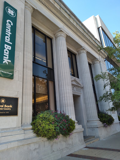 Bank «Central Bank», reviews and photos