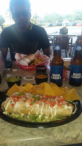 Tex-Mex Restaurant «Tijuana Flats», reviews and photos, 7608 University Blvd, Winter Park, FL 32792, USA