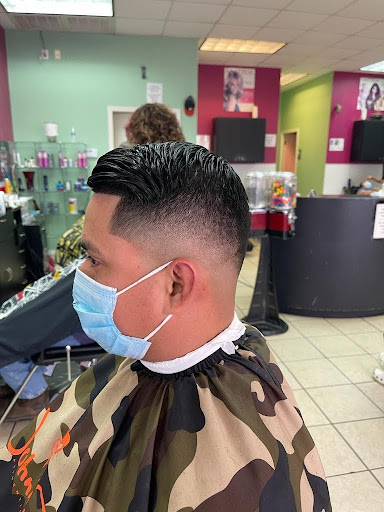 Beauty Salon «Kary Elys Hair Salon», reviews and photos, 111 N 6th St, Conroe, TX 77301, USA