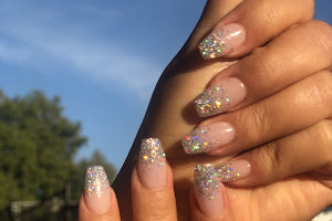 Nafi Nails