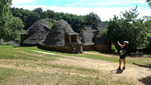 Les Cabanes du Breuil à Saint-André-d'Allas