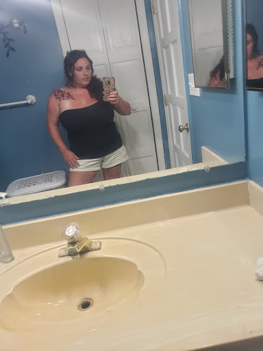 Tattoo Shop «Hollyweird Tattoos», reviews and photos, 569 GA-138, Jonesboro, GA 30236, USA