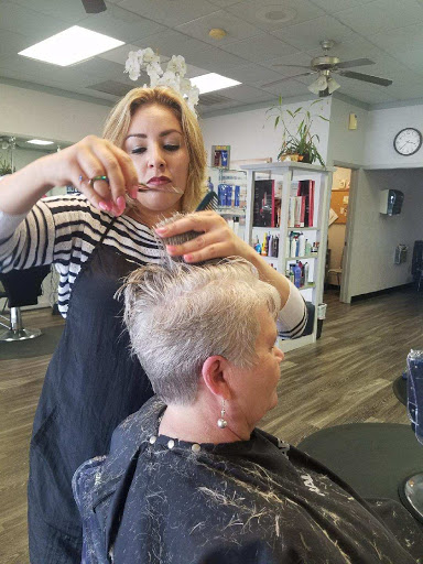 Beauty Salon «Cuts Ltd Beauty Salon», reviews and photos, 207 W Main St, League City, TX 77573, USA