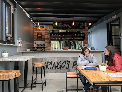 Gringo’s English Pub - Faraday y Pedro Vicente Maldonado, Loja 110150, Ecuador