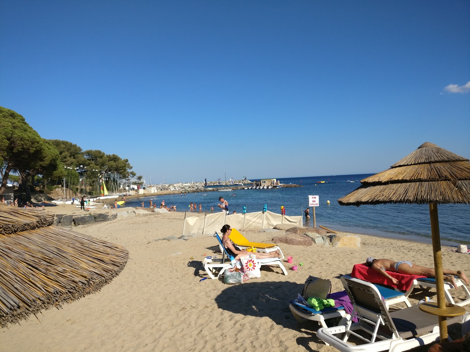 Foto van Strand van Garonnette met ruime baai