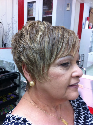 Hair Salon «Nuevo Look Beauty Salon», reviews and photos, 228 Martha St, Euless, TX 76040, USA