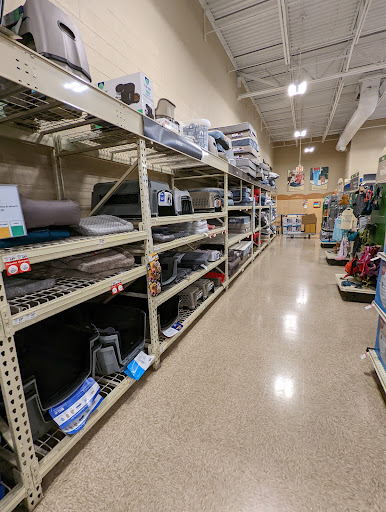 Pet Supply Store «PetSmart», reviews and photos, 16760 Highlands Center Blvd, Bristol, VA 24202, USA