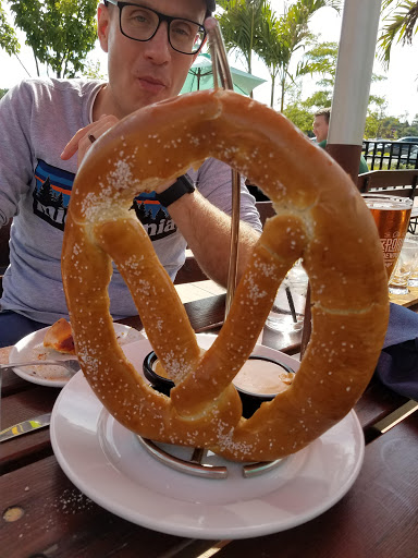 Shopping Mall «Southridge Mall», reviews and photos, 5300 S 76th St, Greendale, WI 53129, USA