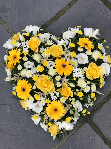 Reviews of Flowers by Simone in Lincoln - Florist