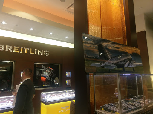 Jeweler «Lewis Jewelers - Clear Lake», reviews and photos, 19335 Gulf Fwy #4, Webster, TX 77598, USA