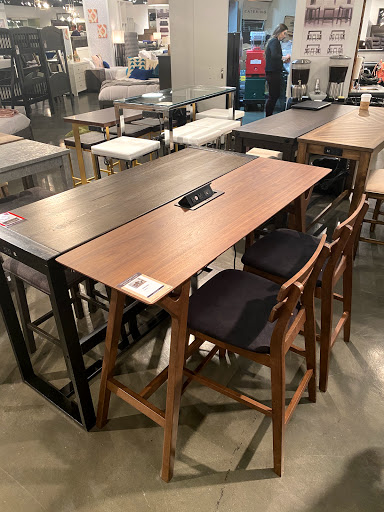 Furniture Store «Walls Furniture & Mattress», reviews and photos, 3611 N Nebo Rd, Muncie, IN 47304, USA