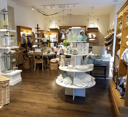 Furniture Store «Pottery Barn», reviews and photos, 125 Westchester Ave #2490a, White Plains, NY 10601, USA