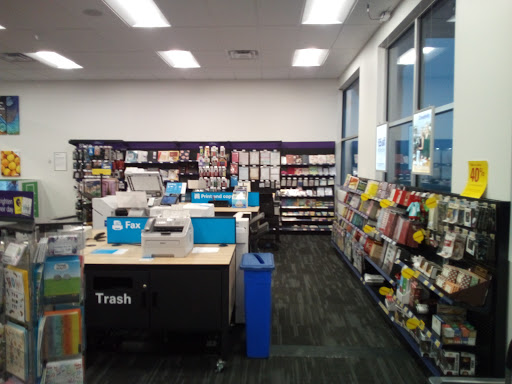 Print Shop «FedEx Office Print & Ship Center», reviews and photos, 4640 1st Ave NE, Cedar Rapids, IA 52402, USA