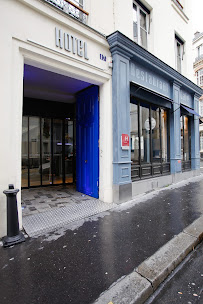 Extérieur du Le Robinet d'Or(Hôtel Restaurant quartier Gare du Nord Gare de l'Est, canal Saint-Martin) à Paris - n°8