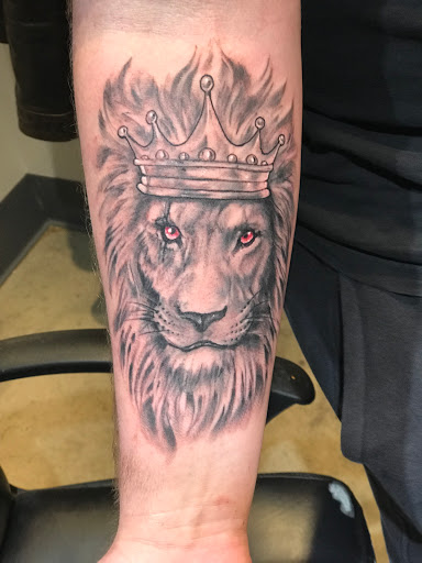 Explore dart tattoo ideas, creative tattoo ideas in Atlanta, available at Empyrean Tattoo Studio