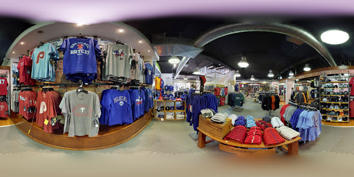 Sporting Goods Store «Wayne Sporting Goods», reviews and photos, 124 Lancaster Ave, Wayne, PA 19087, USA