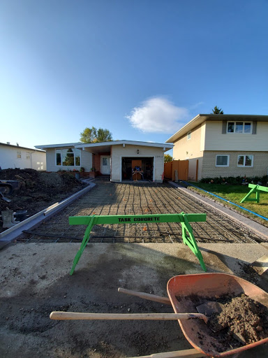 Task Concrete Cutting and Construction