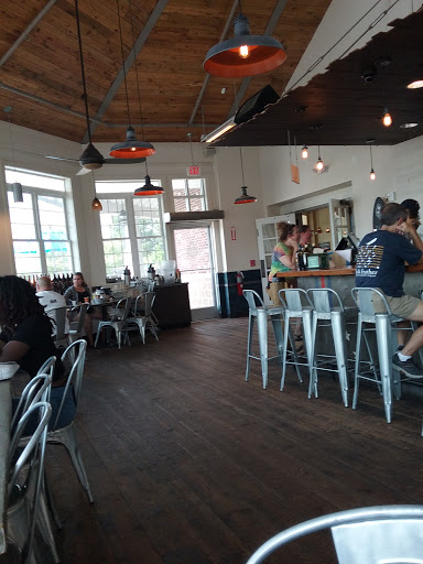 Grocery Store «Whole Foods Market», reviews and photos, 1800 Laskin Rd, Virginia Beach, VA 23454, USA