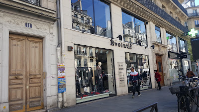 Evolutif à Paris
