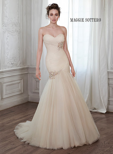 Bridal Shop «Allettante Bellezza Bridal and Designer Gowns», reviews and photos, 2325 SE Federal Hwy, Stuart, FL 34994, USA