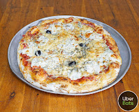 Plats et boissons du Pizzeria Regal Pizza à Marseille - n°1
