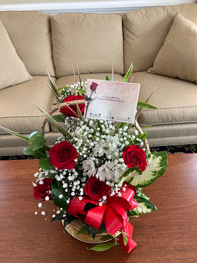 Florist «Wood Bros Flrsts Inc», reviews and photos, 651 Bridge St, Lowell, MA 01850, USA