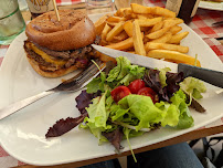 Hamburger du Restaurant Le Jardin d' Aline à Villeurbanne - n°11