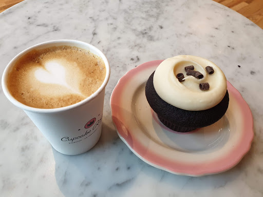 Cafe «Cupcake Royale», reviews and photos, 108 Pine St, Seattle, WA 98101, USA