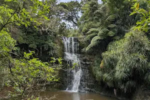 Omeru Waterfall image