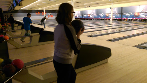 Bowling Supply Shop «May City Bowl», reviews and photos, 1648 Trent St SW, Cedar Rapids, IA 52404, USA