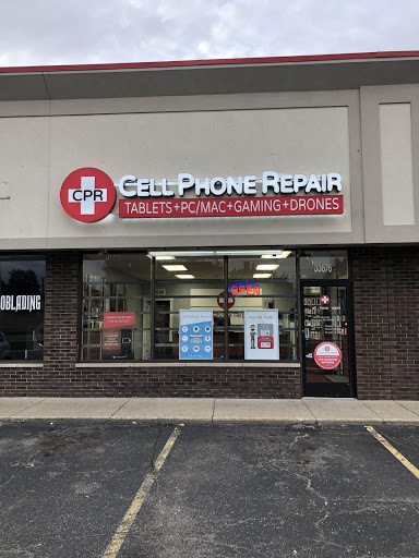 Electronics Repair Shop «Phone Fixers», reviews and photos, 33676 Ford Rd, Westland, MI 48185, USA