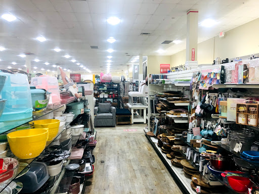 Department Store «HomeGoods», reviews and photos, 9023 Columbus Pike, Lewis Center, OH 43035, USA