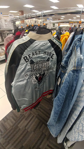 Clothing Store «Burlington Coat Factory», reviews and photos, 1350 Fitzgerald Dr, Pinole, CA 94564, USA