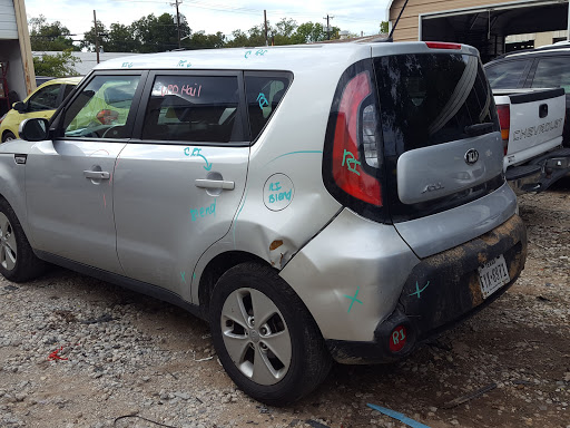 Auto Body Shop «Caliber Collision», reviews and photos, 718 N Elm St, Denton, TX 76201, USA