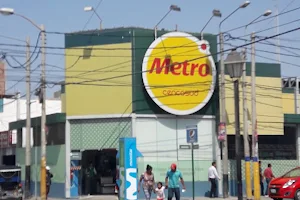 Metro Santa Victoria image