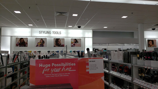 Hair Salon «Ulta Beauty», reviews and photos, 3255 SW Cedar Hills Blvd #150, Beaverton, OR 97005, USA