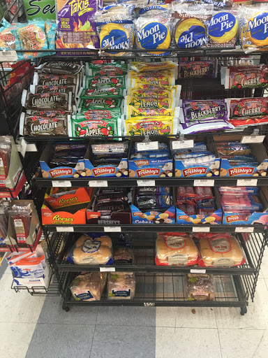 Convenience Store «Hill Top Grocery», reviews and photos, 26484 WA-3, Poulsbo, WA 98370, USA