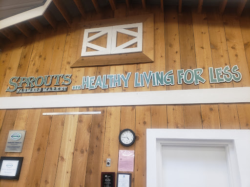 Health Food Store «Sprouts Farmers Market», reviews and photos, 24285 Magic Mountain Pkwy, Valencia, CA 91355, USA