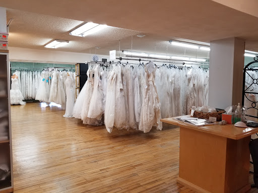 Bridal Shop «Azteca Bridal», reviews and photos, 1010 E Washington St, Phoenix, AZ 85034, USA