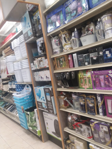 Home Goods Store «Christmas Tree Shops», reviews and photos, 340 Patriot Pl, Foxborough, MA 02035, USA