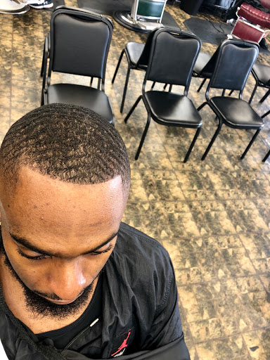 Barber Shop «Taperz Barber Shop», reviews and photos, 108 S Saginaw Blvd, Saginaw, TX 76179, USA