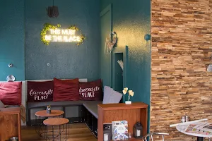 Lisa's Café / Bistro / Bar image