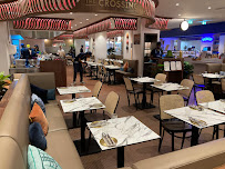 Atmosphère du Restaurant indien The Crossing à Paris - n°4